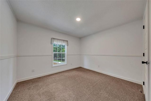 96 HDR Drive, Maysville, GA 30558