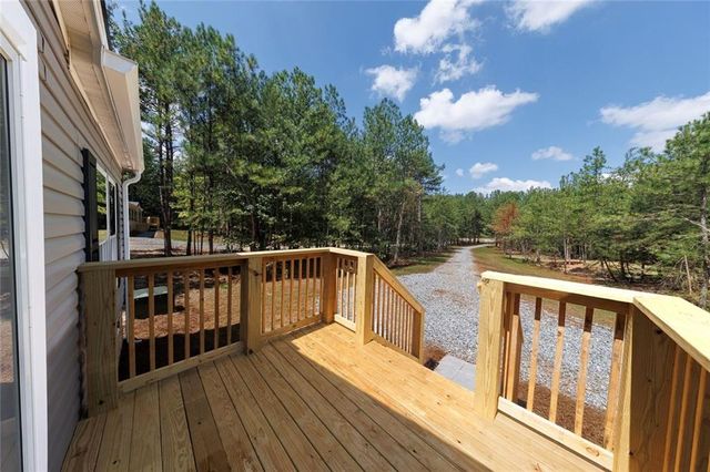 96 HDR Drive, Maysville, GA 30558