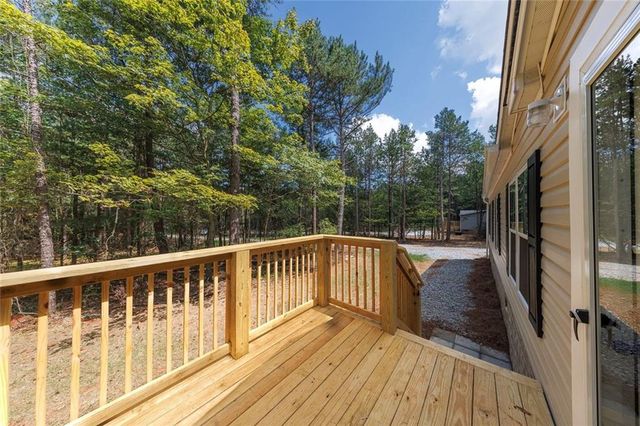 96 HDR Drive, Maysville, GA 30558