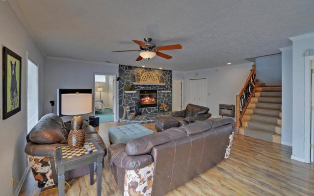 1431 Tame Turkey Road, Lakemont, GA 30552