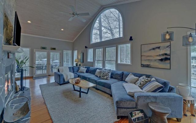 1431 Tame Turkey Road, Lakemont, GA 30552