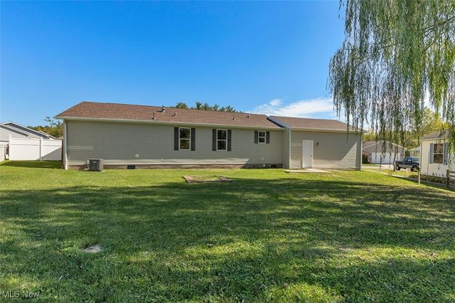 8929 Falcon Drive, Streetsboro, OH 44241