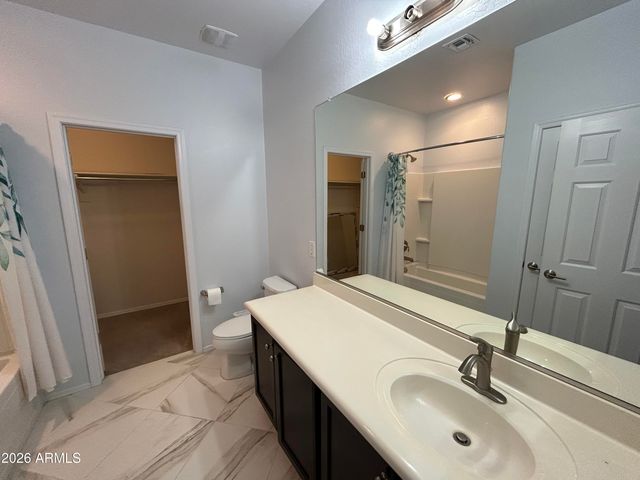 5164 W QUAIL TRACK Drive, Phoenix, AZ 85083