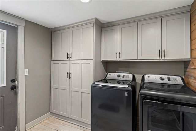 401 E Ely Street, Carrollton, MO 64633