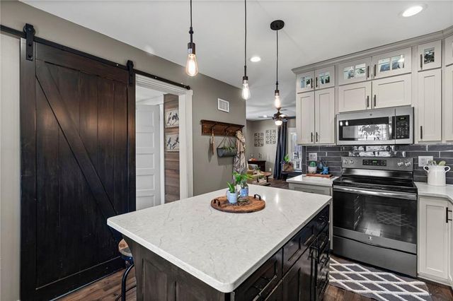 401 E Ely Street, Carrollton, MO 64633