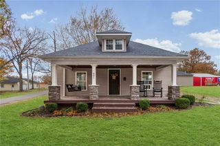 401 E Ely Street, Carrollton, MO 64633