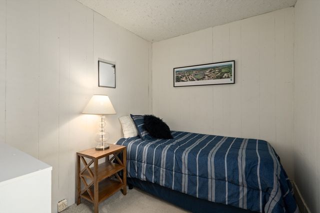 4 Olive Street, Newburyport, MA 01950