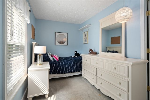 4 Olive Street, Newburyport, MA 01950