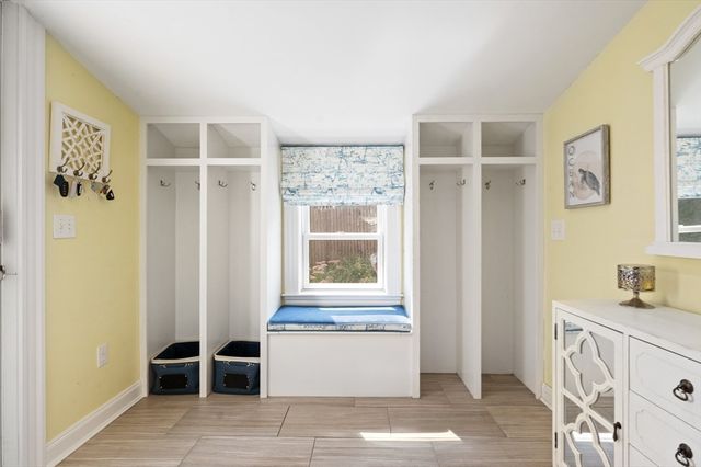 4 Olive Street, Newburyport, MA 01950