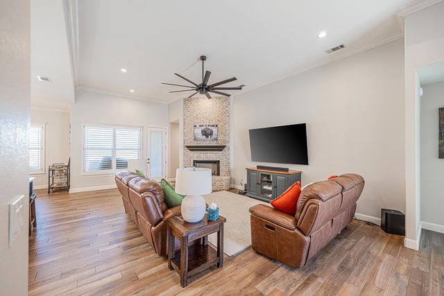 13815 E County Rd 115, Midland, TX 79706