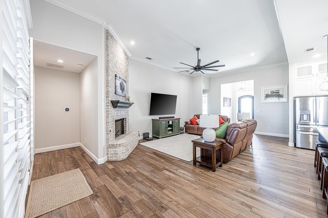 13815 E County Rd 115, Midland, TX 79706