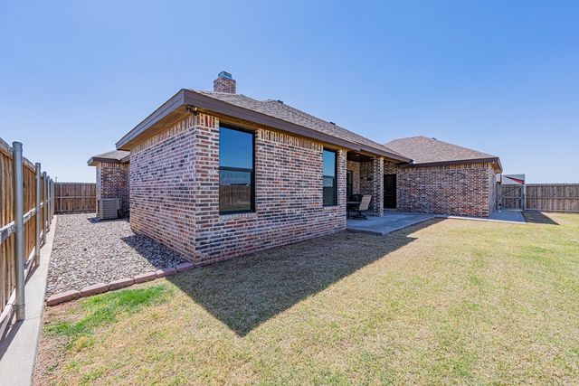 13815 E County Rd 115, Midland, TX 79706