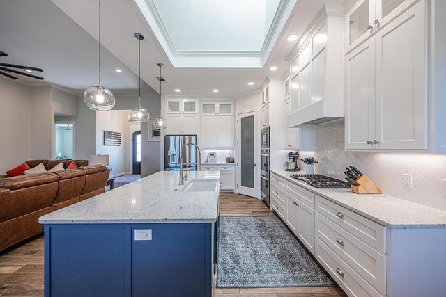 13815 E County Rd 115, Midland, TX 79706