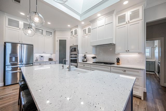 13815 E County Rd 115, Midland, TX 79706