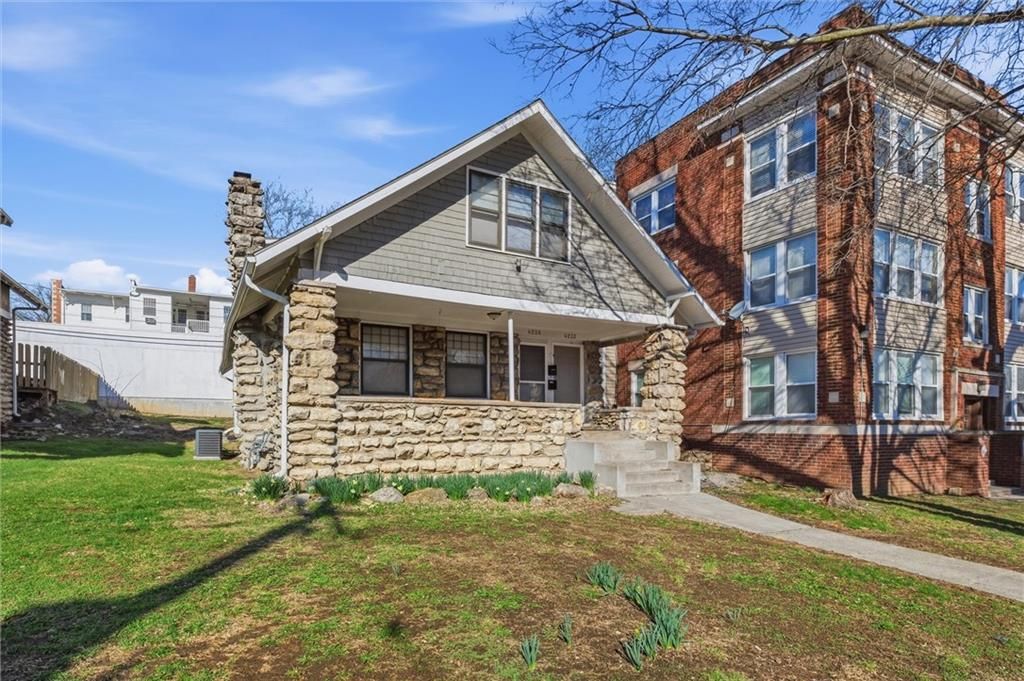 4230 Locust Street, Kansas City, MO 64110