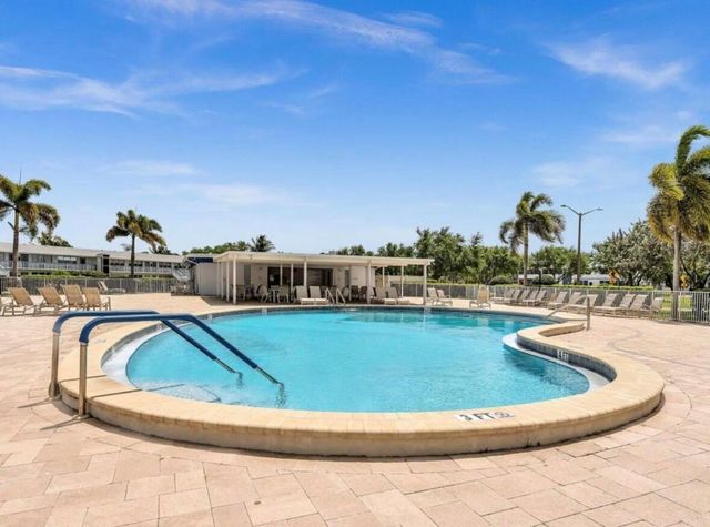 15 Markham A, Deerfield Beach, FL 33442