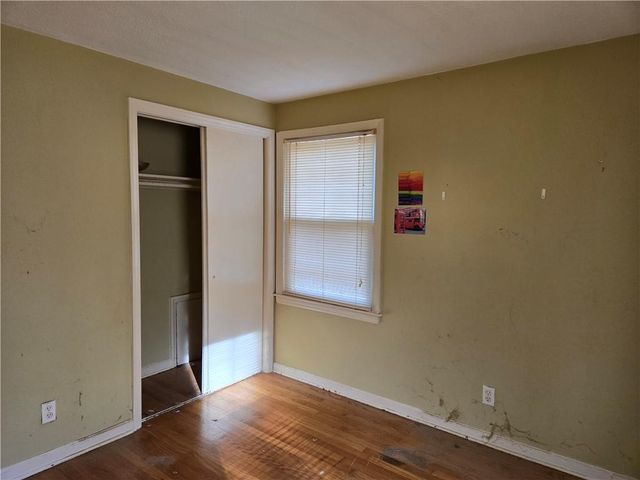 9107 Charlotte Street, Kansas City, MO 64131