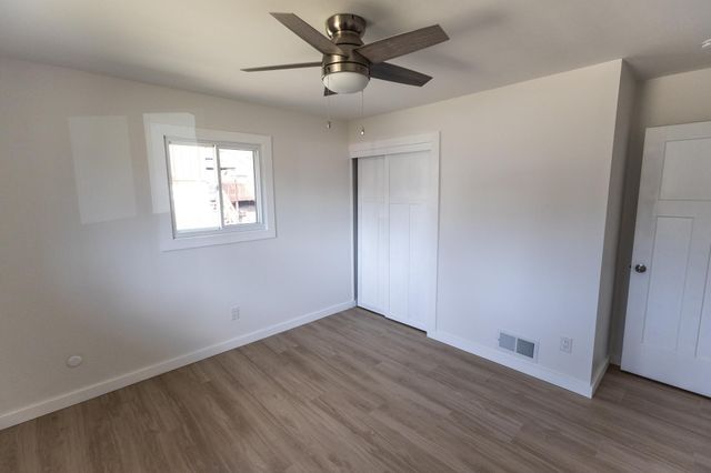 303 Haskell Street E, West Saint Paul, MN 55118