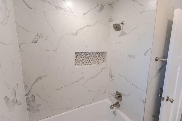 303 Haskell Street E, West Saint Paul, MN 55118