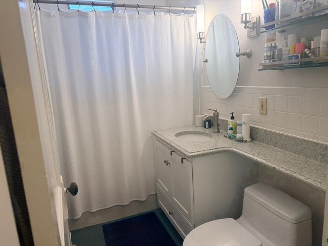 147 Manthorne Rd 2, Boston, MA 02132
