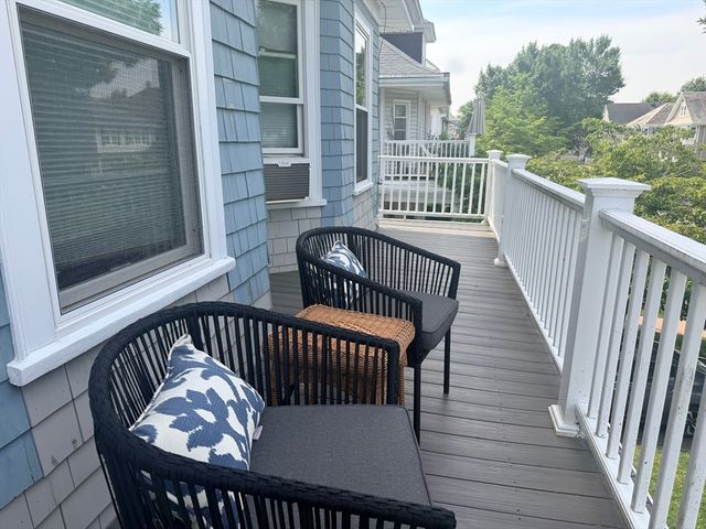 147 Manthorne Rd 2, Boston, MA 02132