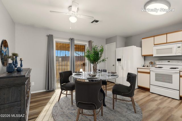 2521 E Knightsbridge Drive, Tucson, AZ 85706