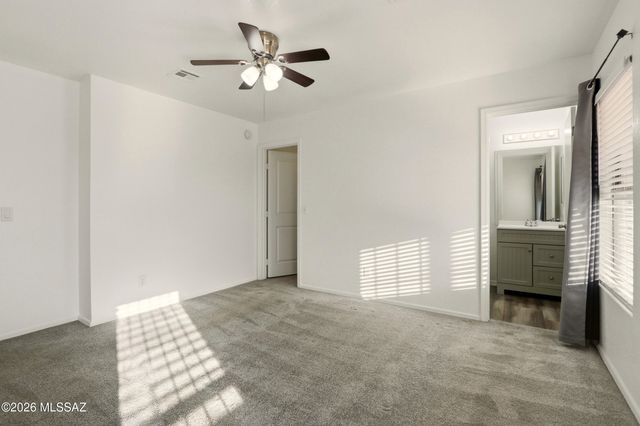 2521 E Knightsbridge Drive, Tucson, AZ 85706