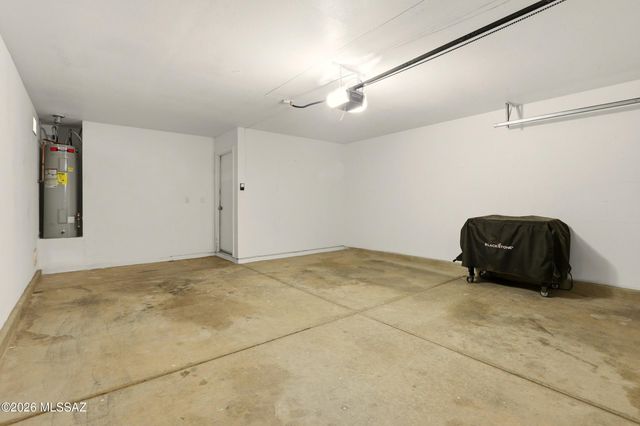 2521 E Knightsbridge Drive, Tucson, AZ 85706