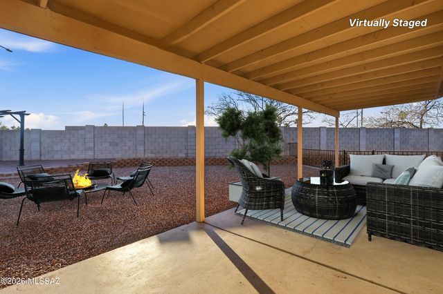 2521 E Knightsbridge Drive, Tucson, AZ 85706