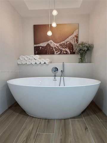 20191 E Country Club Dr 504, Aventura, FL 33180