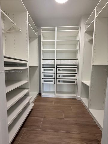 20191 E Country Club Dr 504, Aventura, FL 33180