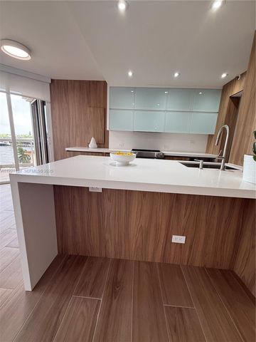 20191 E Country Club Dr 504, Aventura, FL 33180