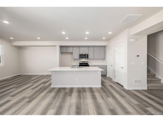 2869 E 103rd Dr, Thornton, CO 80229