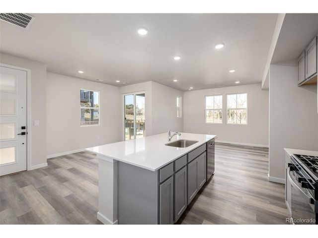 2869 E 103rd Dr, Thornton, CO 80229