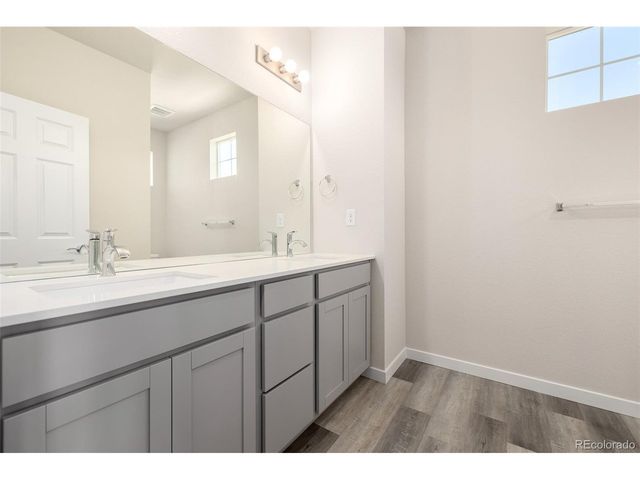 2869 E 103rd Dr, Thornton, CO 80229