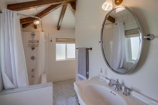 4242 Cosoy Way, San Diego, CA 92103