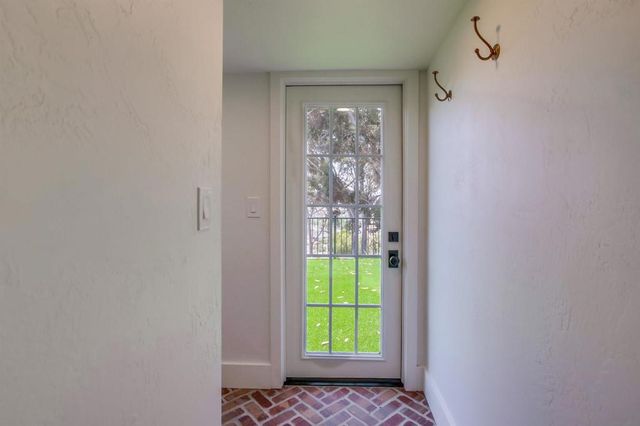 4242 Cosoy Way, San Diego, CA 92103