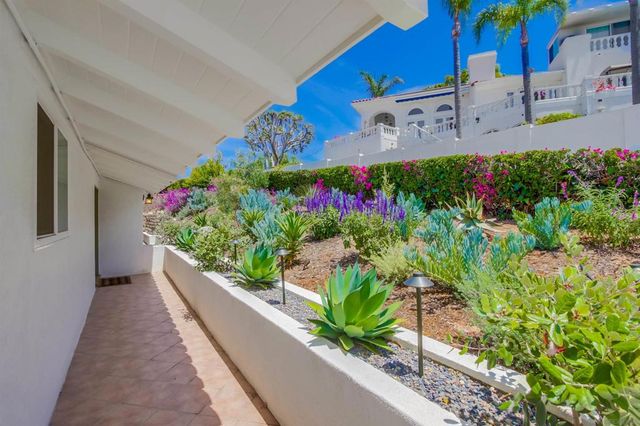 4242 Cosoy Way, San Diego, CA 92103