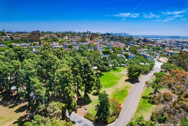 4242 Cosoy Way, San Diego, CA 92103