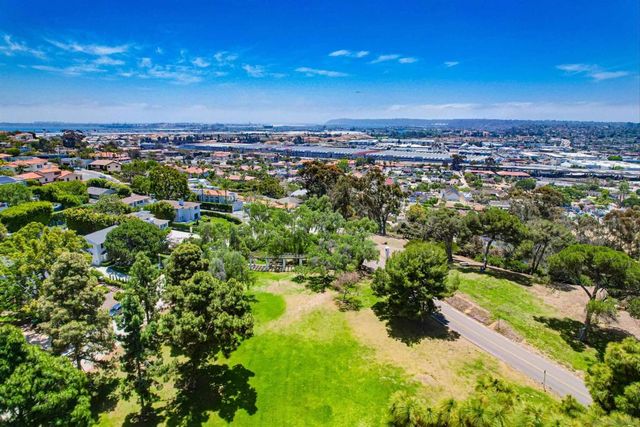 4242 Cosoy Way, San Diego, CA 92103