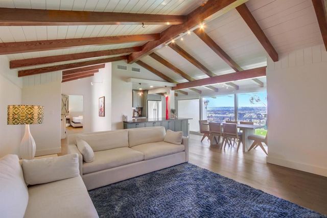 4242 Cosoy Way, San Diego, CA 92103