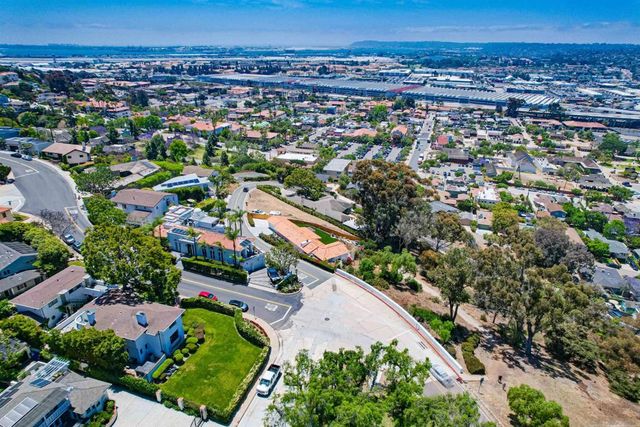 4242 Cosoy Way, San Diego, CA 92103