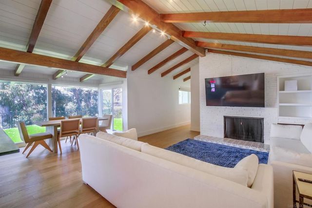 4242 Cosoy Way, San Diego, CA 92103