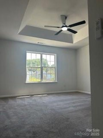 1422 Mitchell Glen Street, Kannapolis, NC 28083