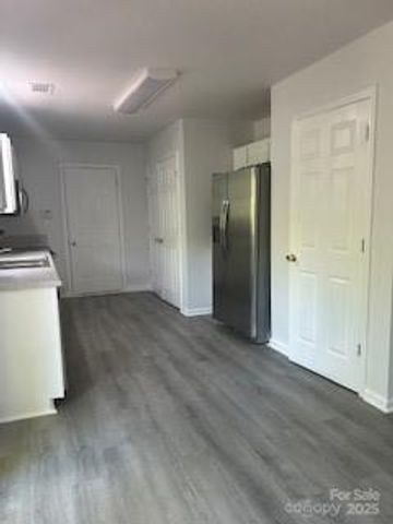 1422 Mitchell Glen Street, Kannapolis, NC 28083