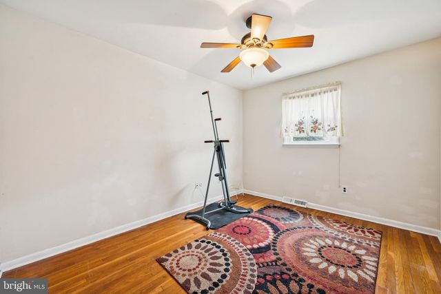 2409 FRIES MILL RD, Williamstown, NJ 08094