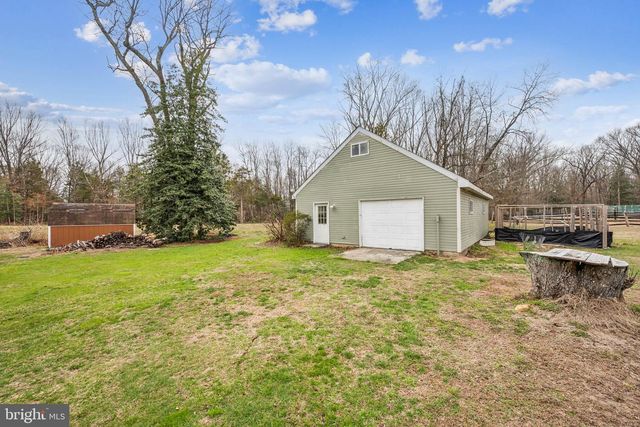 2409 FRIES MILL RD, Williamstown, NJ 08094