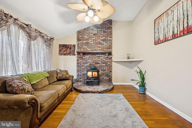 2409 FRIES MILL RD, Williamstown, NJ 08094