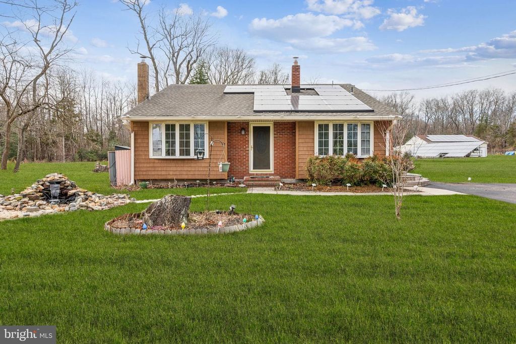 2409 FRIES MILL RD, Williamstown, NJ 08094