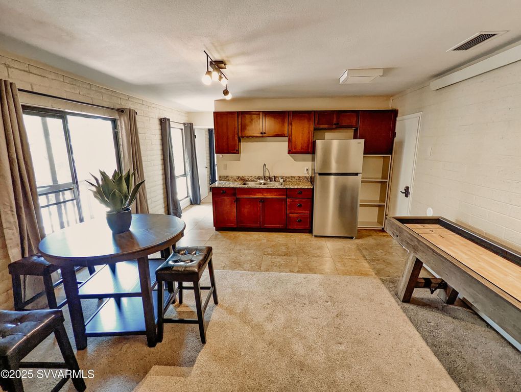 Image 19 of property listing at 15 MISSION Circle, Sedona, AZ 86336